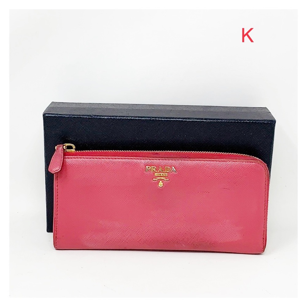 Authentic Prada  Wallet Zippier Around